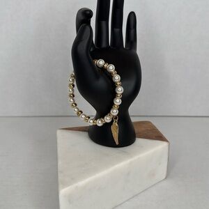 Vintage Gold and White Beaded Bracelet with Wing Charm lot C5